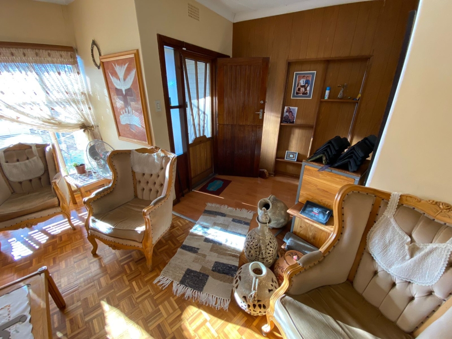 8 Bedroom Property for Sale in Baillie Park North West